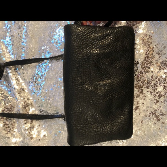 Tory Burch black crossbody - Picture 4 of 7